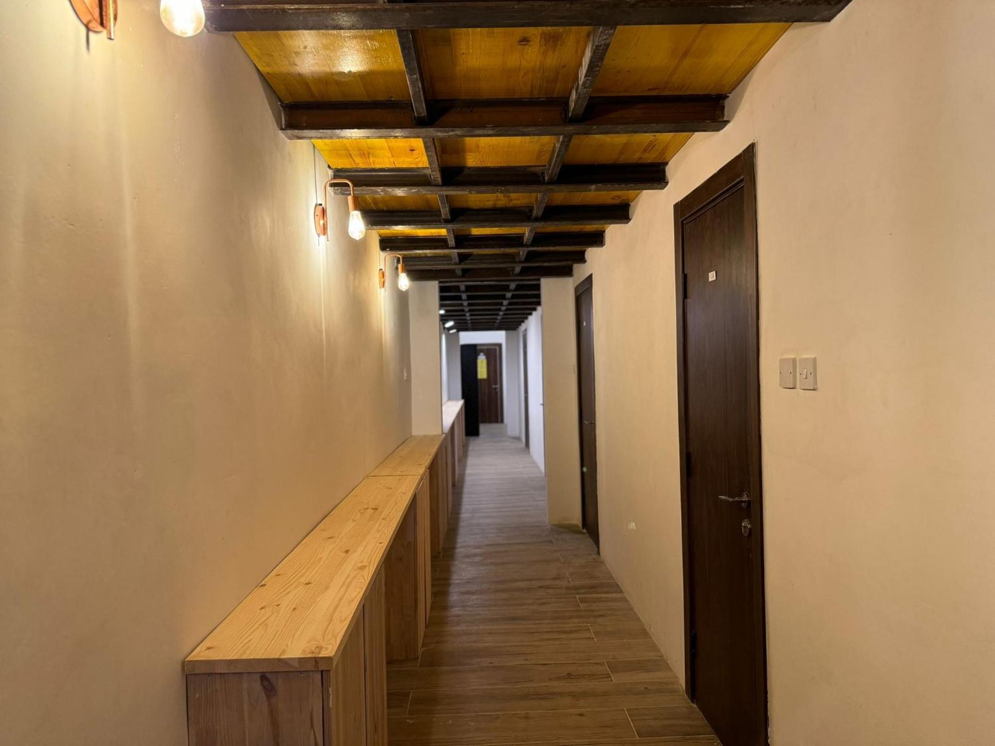 Dragon'S Den Hostel Balzan Екстер'єр фото
